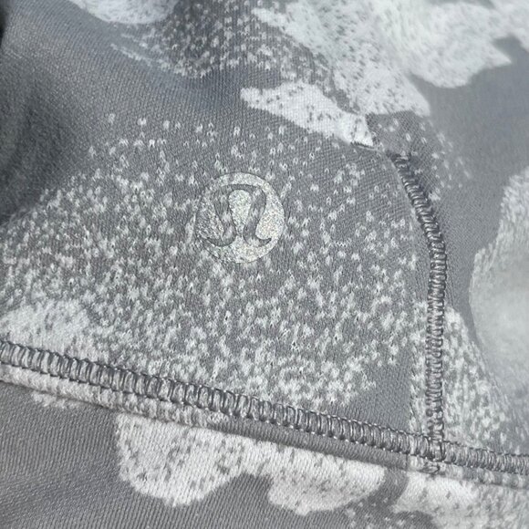 Lululemon Close to Crossing Sweatshirt in Heritage Speckle Camo Grey Size 8 - Picture 7 of 10